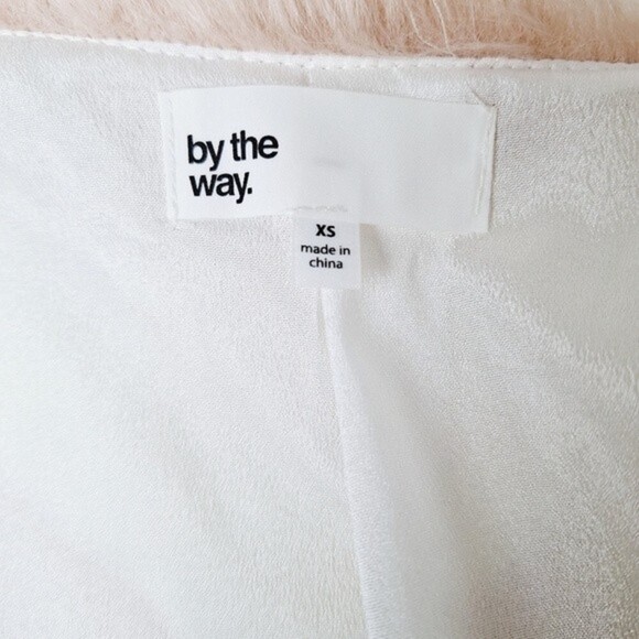 By The Way. Extra Small Shiloh Ivory Multicolored Faux Fur Jacket - Picture 11 of 12